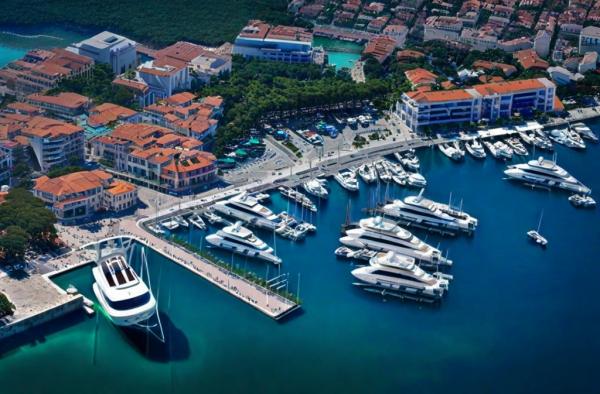 Foto dello yacht club Porto Montenegro