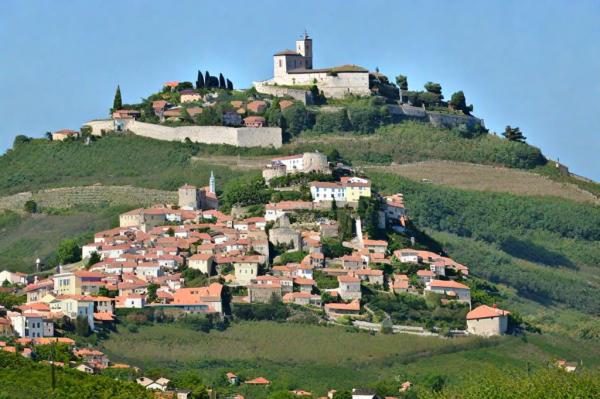 Foto di Montona