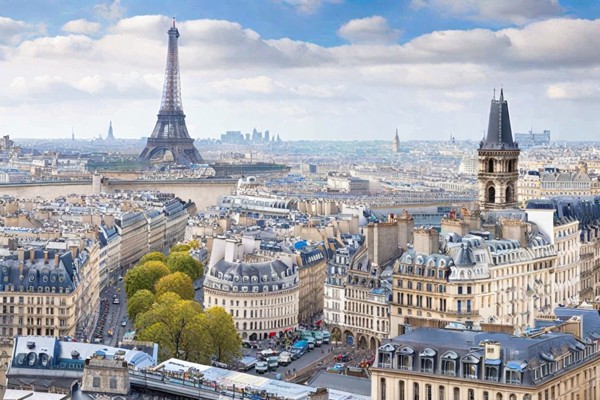 Foto panoramica di Parigi